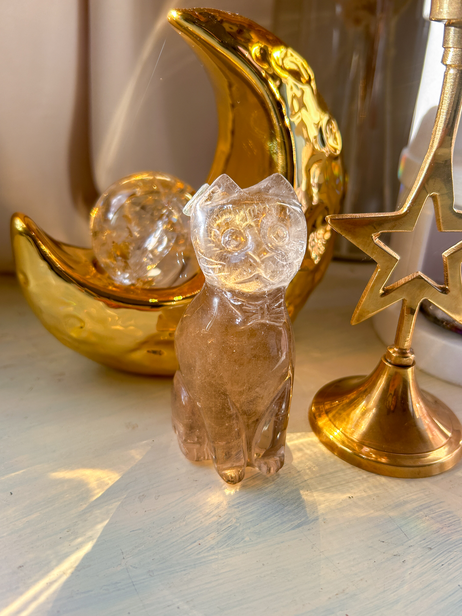 新入荷!手彫りの猫ちゃん・淡色スモーキー・リボンとガーデンお花をつけた 新デザインの猫ちゃん - 画像 (2)