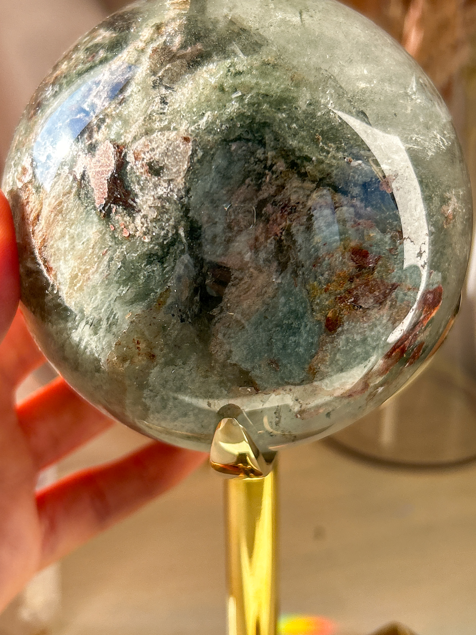 大特価・コレクションピース 覗きこむとまるで宇宙の銀河・神秘的な美しいガーデン・千層ガーデン水晶特大スフィア Wonder land 9.3cm 1.11kg - 画像 (4)