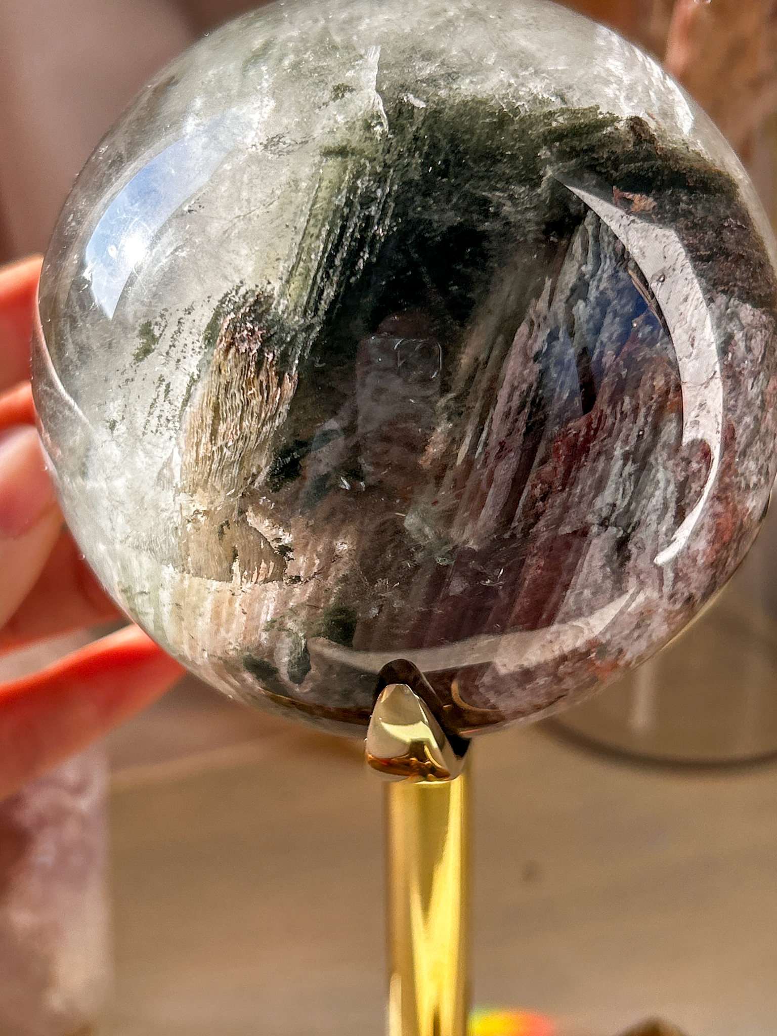 大特価・コレクションピース 覗きこむとまるで宇宙の銀河・神秘的な美しいガーデン・千層ガーデン水晶特大スフィア Wonder land 9.3cm 1.11kg - 画像 (5)