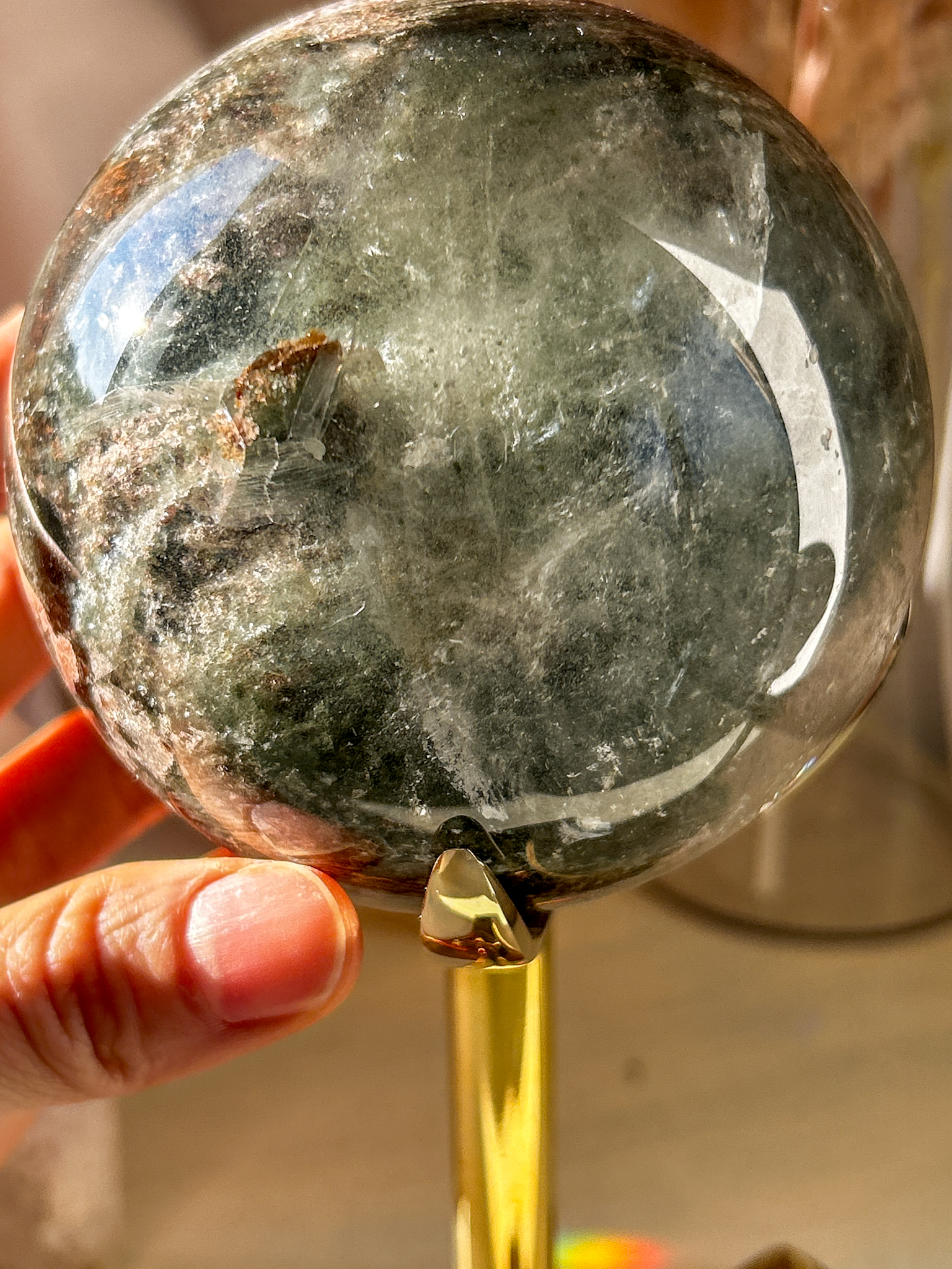 大特価・コレクションピース 覗きこむとまるで宇宙の銀河・神秘的な美しいガーデン・千層ガーデン水晶特大スフィア Wonder land 9.3cm 1.11kg - 画像 (9)