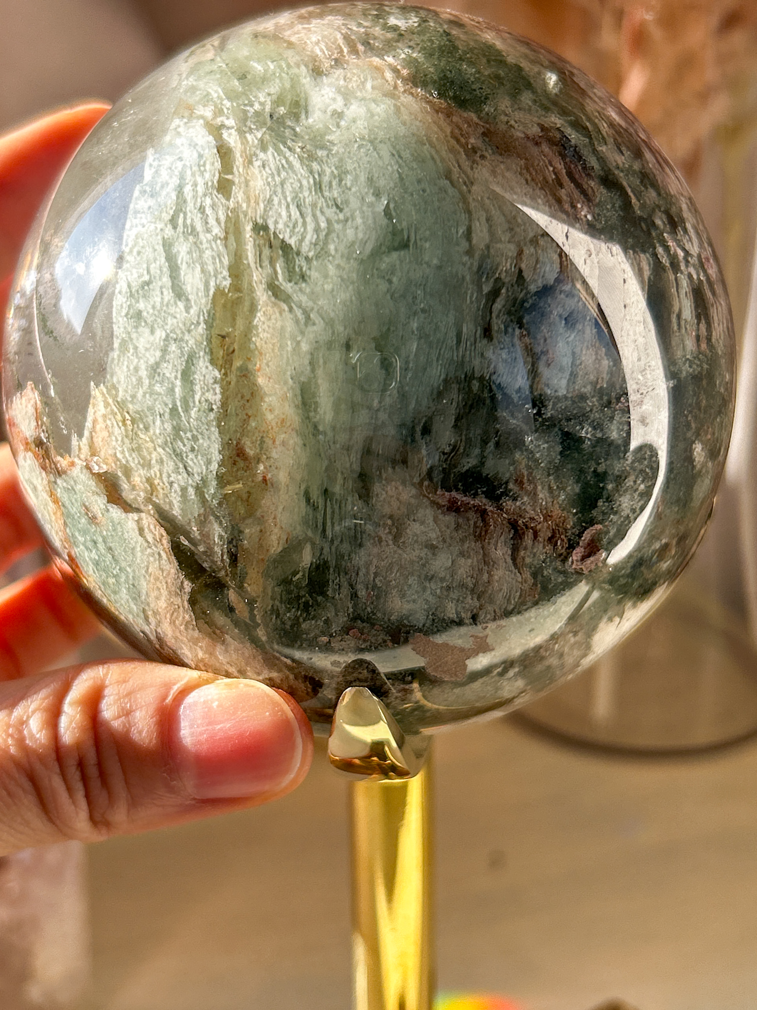 大特価・コレクションピース 覗きこむとまるで宇宙の銀河・神秘的な美しいガーデン・千層ガーデン水晶特大スフィア Wonder land 9.3cm 1.11kg - 画像 (10)