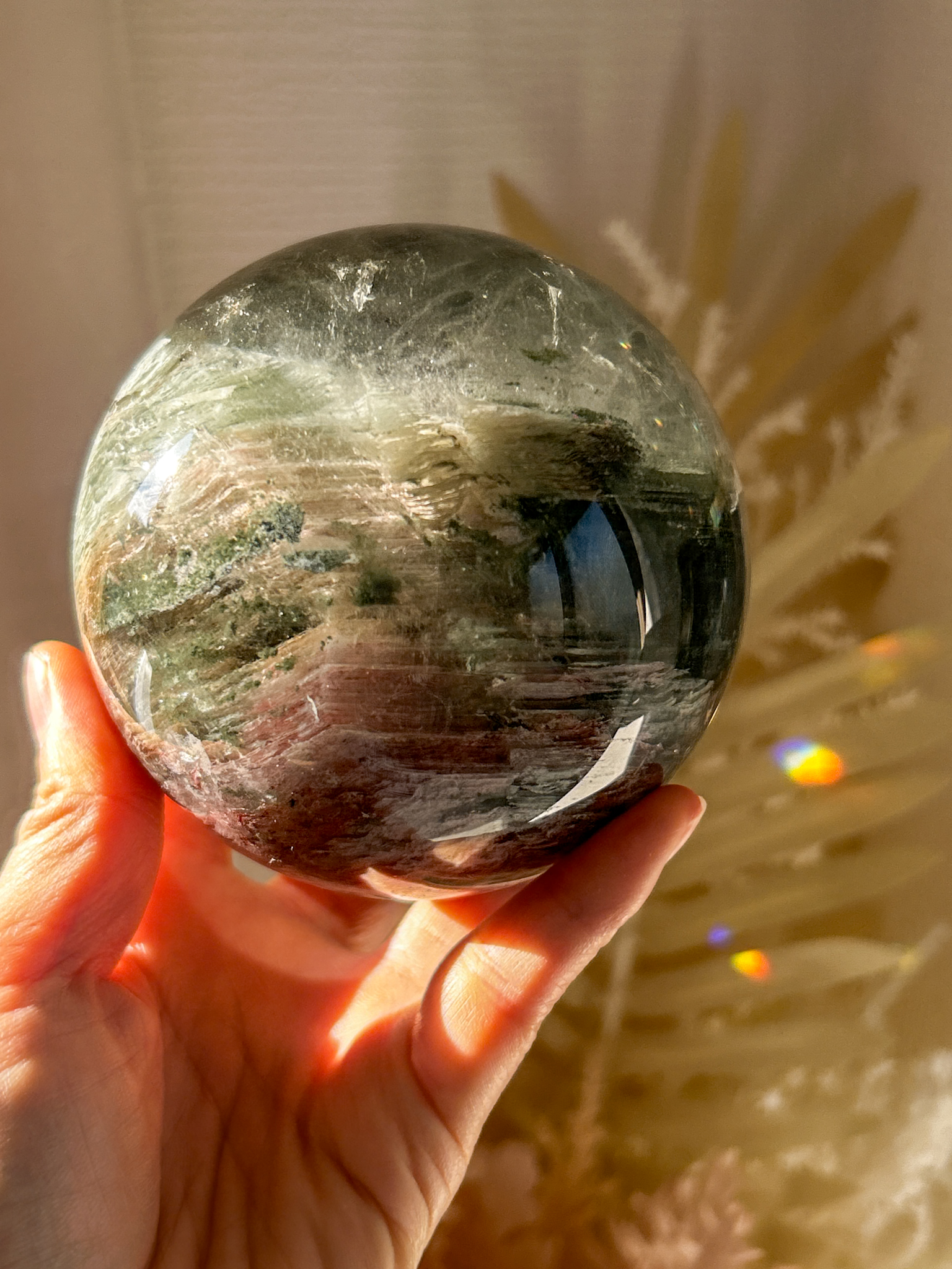 大特価・コレクションピース 覗きこむとまるで宇宙の銀河・神秘的な美しいガーデン・千層ガーデン水晶特大スフィア Wonder land 9.3cm 1.11kg - 画像 (15)