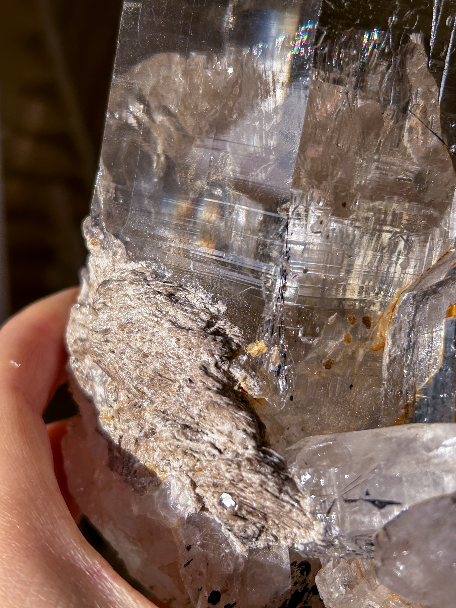 博物館級 超希少・入手困難・🔮古代文字が浮かび上がる
ガネーシュヒマール(シェルトゥン)ネパール産 巨大マスタークリスタル Ganesh, the God of Divine Blissスタンド付き - 画像 (6)