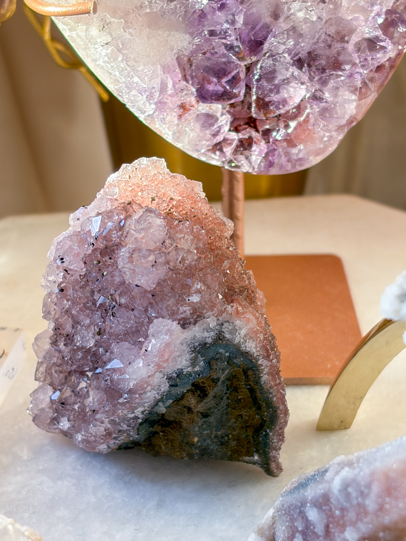 スモーキーピンク シュガードゥルージー 美しいキラキラの 妖精の宝石 シュガー レインボーアメジストxフラワーアメジスト - 画像 (8)